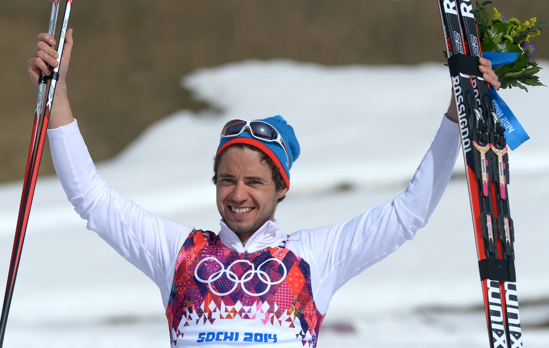 Илья Черноусов (Россия), завоевавший бронзовую медаль в масс-старте на соревнованиях по лыжным гонкам среди мужчин на Олимпийских играх в Сочи. Фото РИА «Новости»